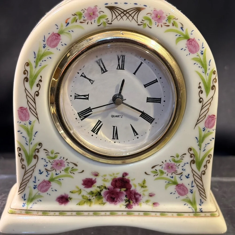 Vintage JJI International Floral Ceramic Quartz Mantel Clock Roman Numerals